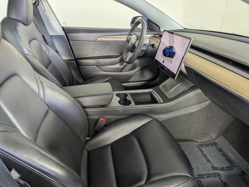 Used 2023 Tesla Model 3 Standard Range image 31