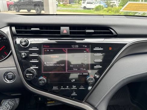 Used 2020 Toyota Camry XSE AWD/4WD image 16