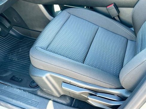 New 2026 Chevrolet Equinox LT w/ Convenience Package II image 28