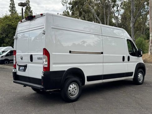 Used 2023 RAM ProMaster 2500 FWD image 6
