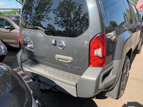 Used 2013 Nissan Xterra PRO-4X image 3