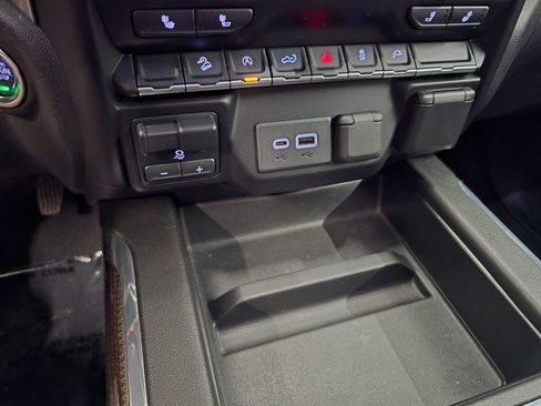 Used 2021 Chevrolet Silverado 1500 LT Trail Boss w/ Convenience Package II AWD/4WD image 27