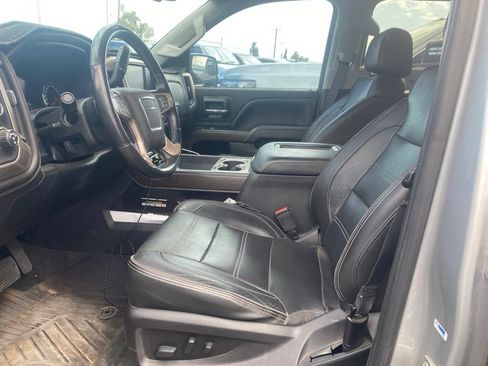 Used 2018 GMC Sierra 1500 Denali AWD/4WD image 4