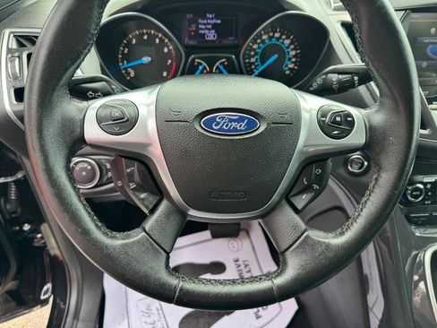 Used 2013 Ford Escape Titanium w/ Parking Technology Pkg FWD image 11