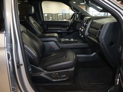 Used 2021 Ford Expedition Max Limited AWD/4WD image 34