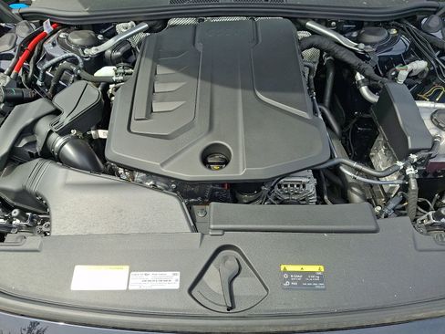 Used 2025 Audi A5 2.0T Prestige AWD/4WD image 29