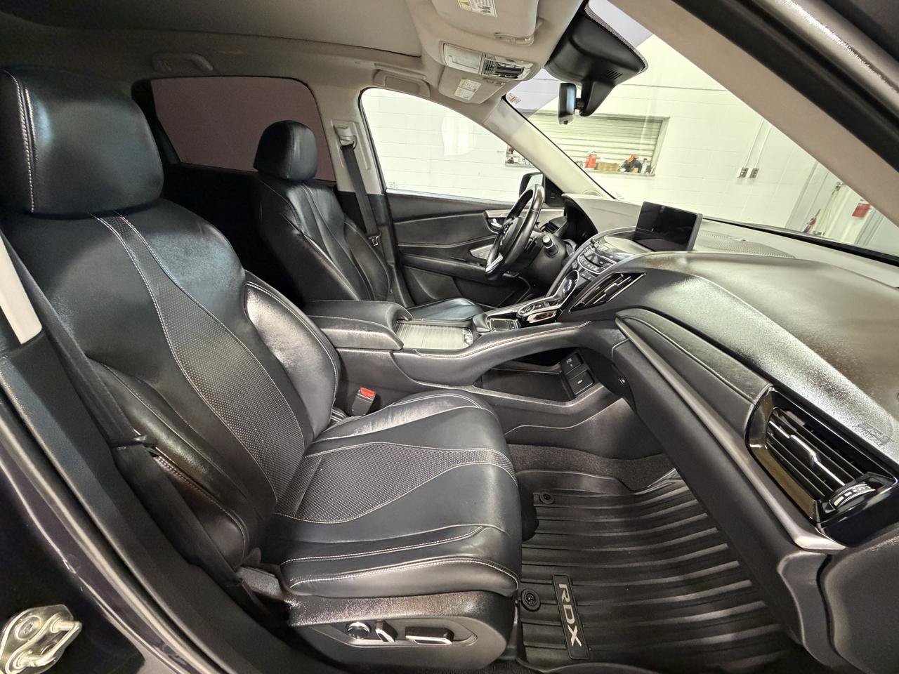 Used 2019 Acura RDX w/ Technology Package FWD image 24