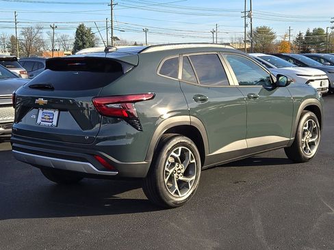 New 2026 Chevrolet Trax LT image 12