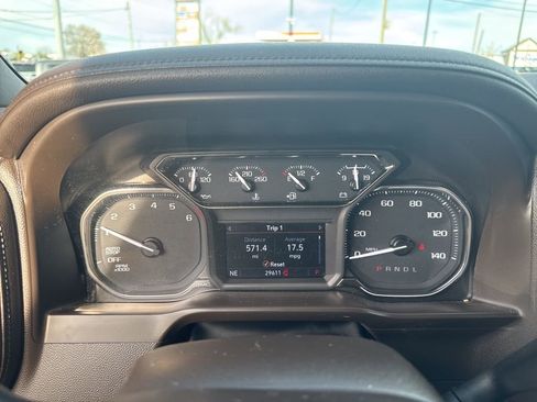 Used 2021 GMC Sierra 1500 SLT RWD image 16