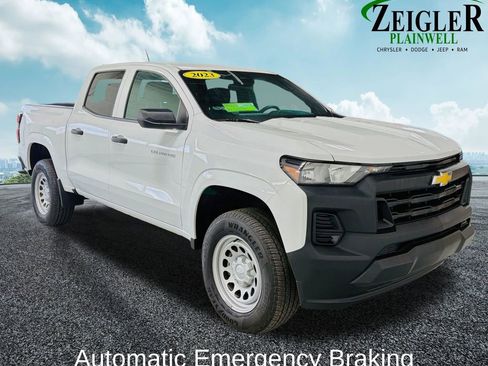 Used 2023 Chevrolet Colorado W/T RWD image 8