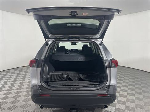 Certified 2019 Toyota RAV4 LE w/ All Weather Liner Package AWD/4WD image 22