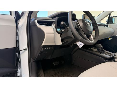 New 2026 Toyota Corolla Cross LE image 14