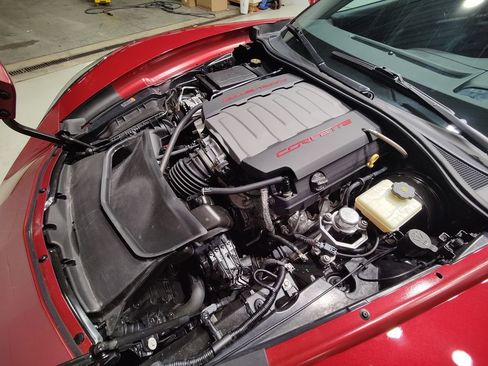 Used 2014 Chevrolet Corvette Stingray Convertible w/ 2LT Preferred Equipment Group RWD image 4