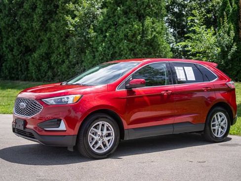 Used 2023 Ford Edge SEL AWD/4WD image 8