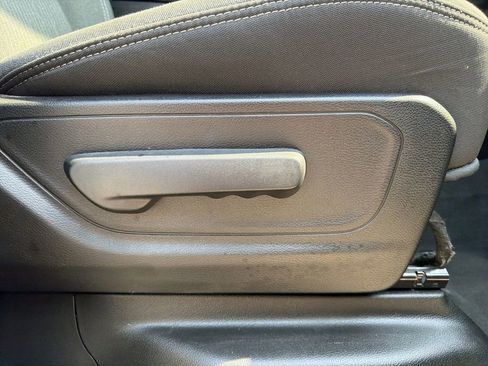 Used 2021 RAM 1500 Big Horn image 21