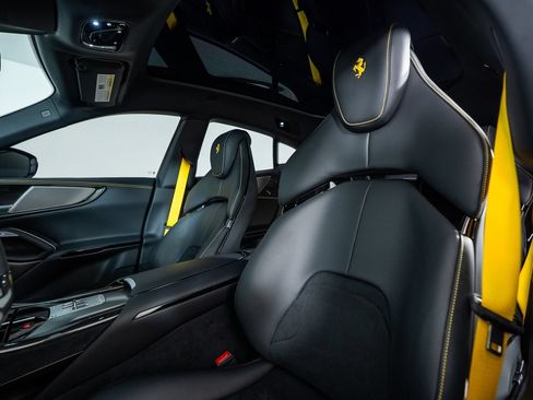 Certified 2025 Ferrari Purosangue AWD/4WD image 22