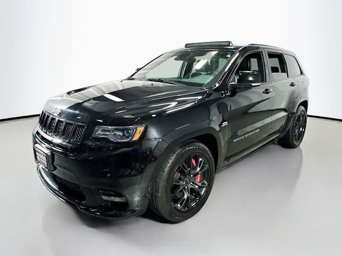 Used 2017 Jeep Grand Cherokee SRT AWD/4WD image 2