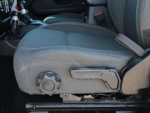 Used 2024 Jeep Wrangler Sahara image 10