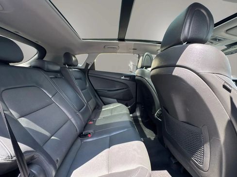 Used 2016 Hyundai Tucson Limited w/ Option Group 03 FWD image 14