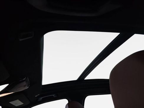 Used 2022 BMW X3 xDrive30i w/ M Sport Package 2 image 32