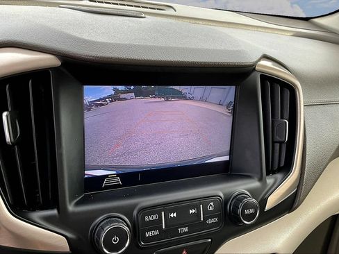 Used 2018 GMC Terrain Denali w/ Comfort Package AWD/4WD image 16