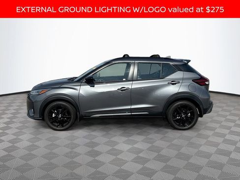 Used 2024 Nissan Kicks SR w/ SR Premium Package FWD image 7