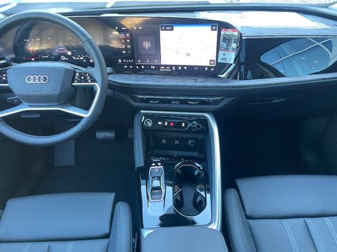 New 2025 Audi Q5 Premium Plus image 25