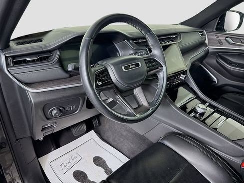 Used 2022 Jeep Grand Cherokee L Overland w/ Luxury Tech Group IV image 9