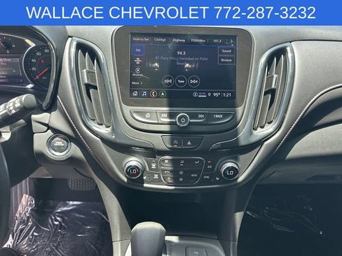 Used 2022 Chevrolet Equinox RS w/ RS Leather Package FWD image 21