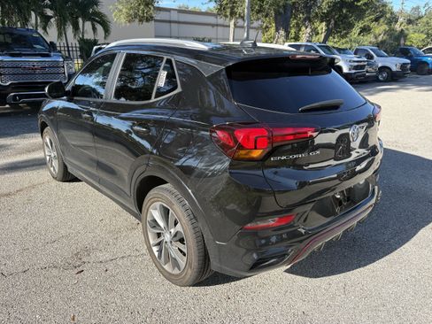 Used 2023 Buick Encore GX Select w/ Sport Touring Package FWD image 6
