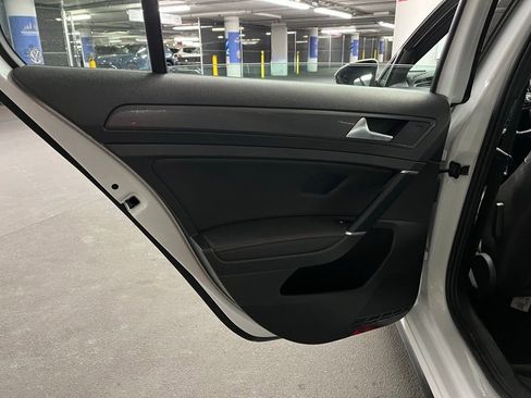 Certified 2021 Volkswagen GTI S image 20