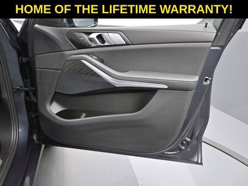 Used 2022 BMW X7 xDrive40i w/ Premium Package AWD/4WD image 53