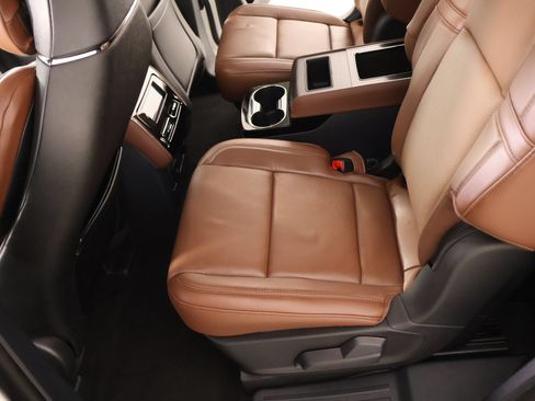 Used 2026 Lincoln Aviator Reserve AWD/4WD image 12