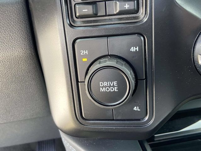 Used 2026 Ford F450 Platinum AWD/4WD image 25