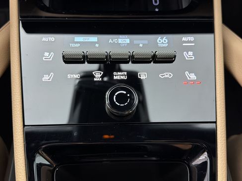 Certified 2026 Porsche Cayenne Coupe AWD/4WD image 19