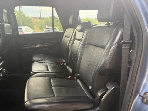Used 2018 Ford Expedition Max XLT AWD/4WD image 22