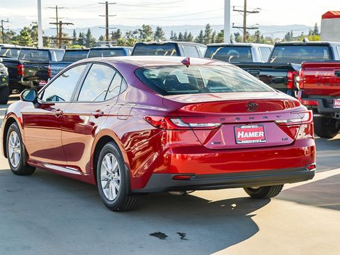 New 2026 Toyota Camry LE image 5