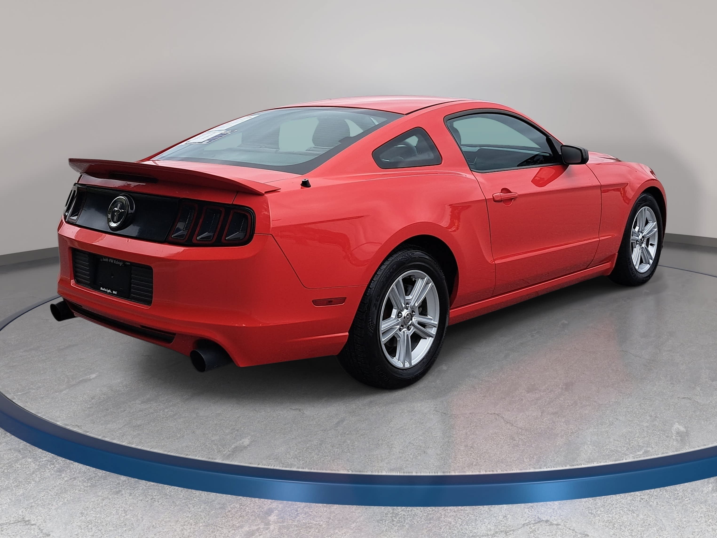 Used 2014 Ford Mustang Coupe w/ Equipment Group 102A RWD image 5
