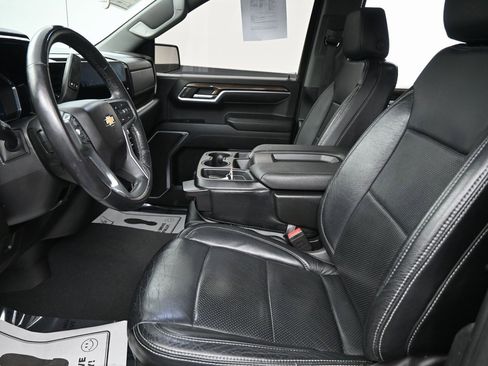 Used 2022 Chevrolet Silverado 1500 LT image 23