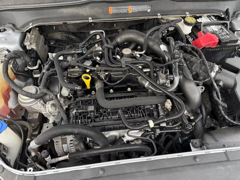 Used 2020 Ford Fusion SE FWD image 36