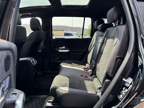 Used 2026 Mercedes-Benz GLB 250 4MATIC image 22