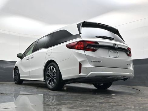 New 2026 Honda Odyssey Elite image 32