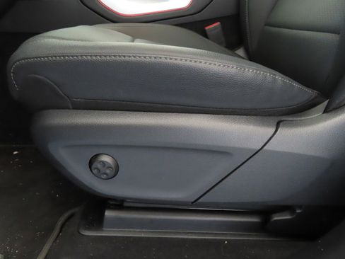 Used 2025 Mercedes-Benz GLE 350 4MATIC image 14