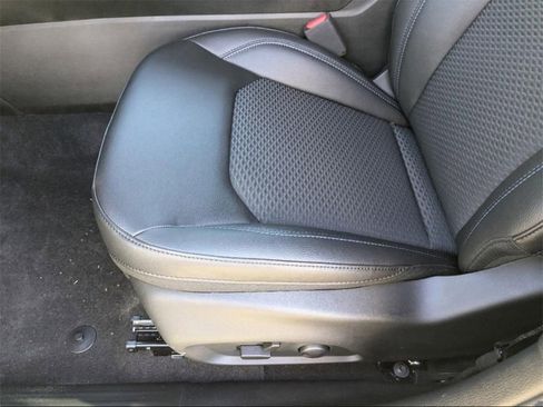 New 2025 Jeep Compass Latitude w/ Sun & Sound Group image 24