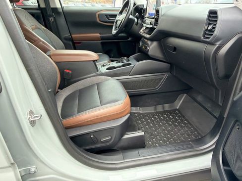 Used 2022 Ford Bronco Sport Outer Banks w/ Tech Package image 13