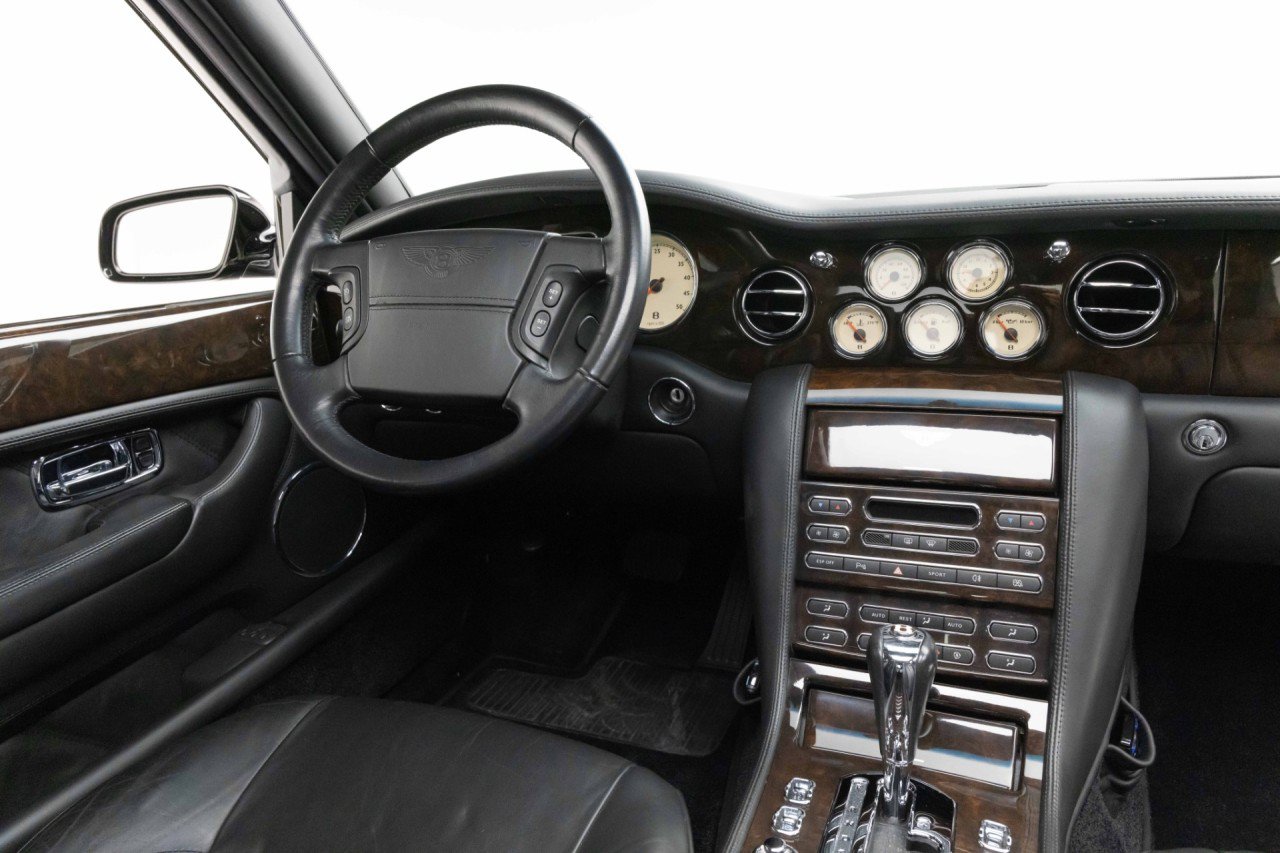 Used 2007 Bentley Arnage R RWD image 12