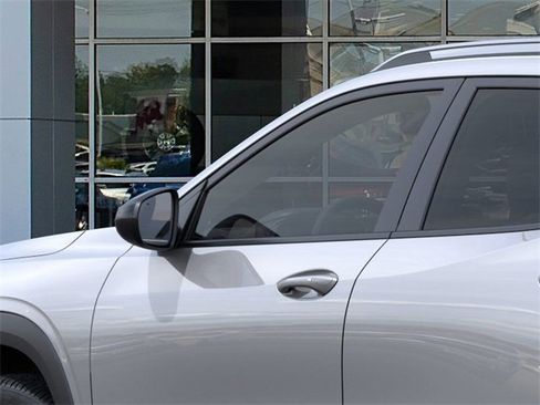 New 2026 Chevrolet Trax ACTIV w/ Driver Confidence Package image 12