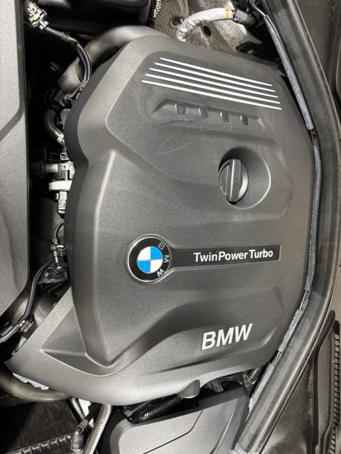 Used 2017 BMW 330i xDrive Sedan AWD/4WD image 24