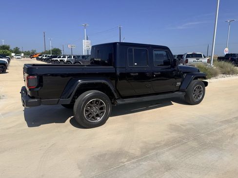 Used 2022 Jeep Gladiator Overland w/ Popular Equipment Package AWD/4WD image 7