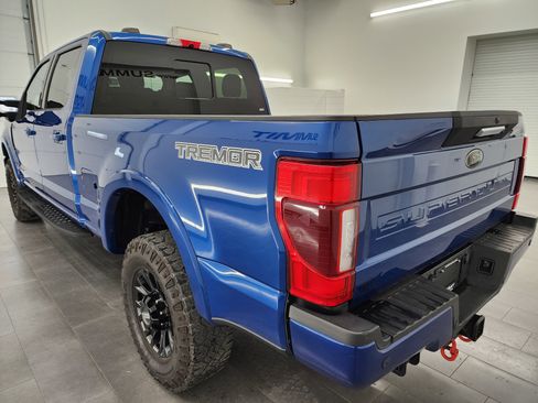 Used 2022 Ford F350 Lariat w/ Tremor Off-Road Package image 6